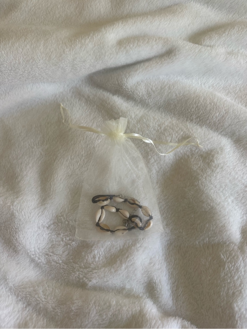 Shell Link Bracelet in Cream and Brown - Women Jewelry